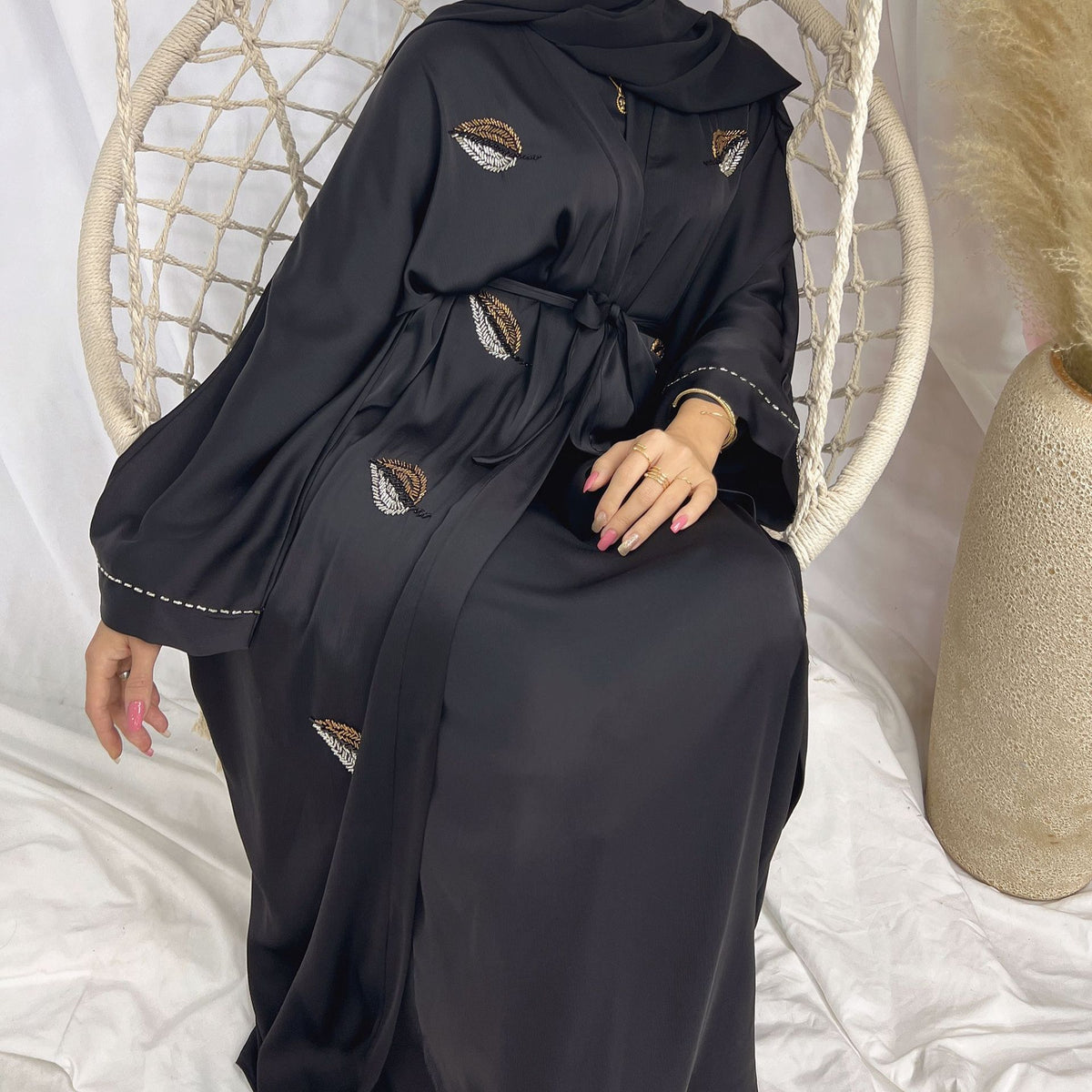 Banquet Solid Color Embroidered Robe Time-limited Dresses